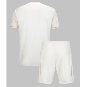 Billiga Nottingham Forest Bortatröja Barn 2025-26 Kortärmad (+ Korta byxor)